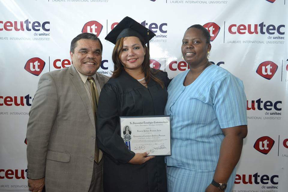 Graduation 2016 with daughter Francis and her mother Ester